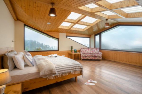 Hostie Mystica-Highest Penthouse with Terrace, Mashobra